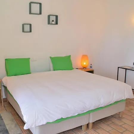 Quinta O Ninho Bed & Breakfast *