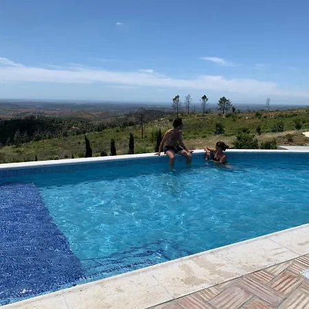 Quinta O Ninho Bed & Breakfast