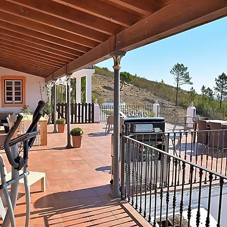 Quinta O Ninho Bed & Breakfast 4*