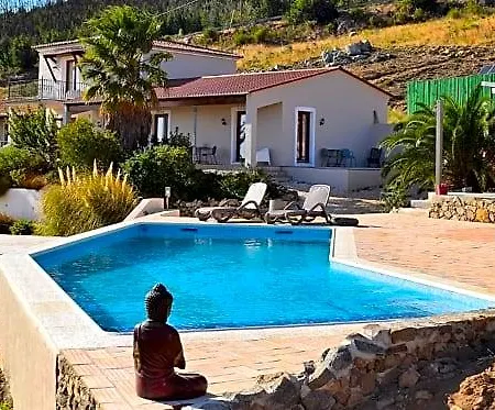 Quinta O Ninho Bed & Breakfast